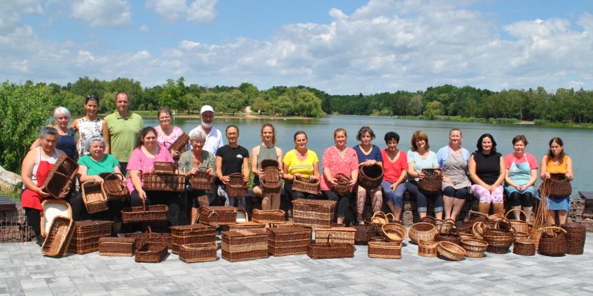 V. Orsz�gos Kos�rfon� szakt�bor