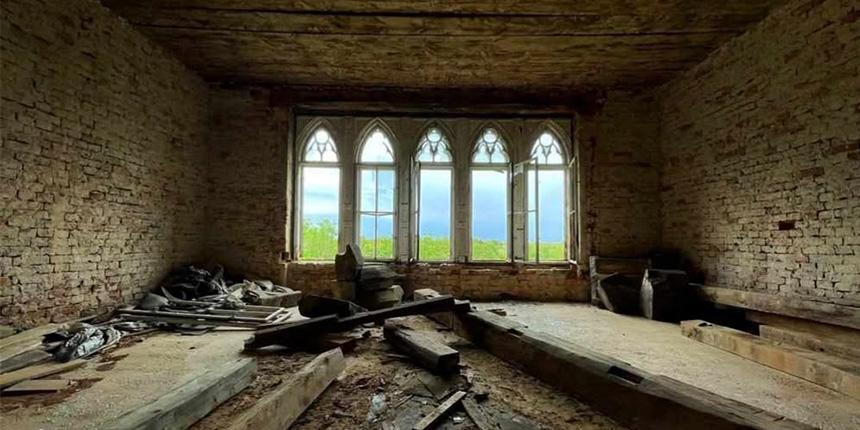 Elhagyott Dun�nt�l