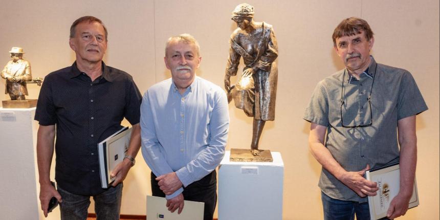 VIII. Szalon Trlat megnyit