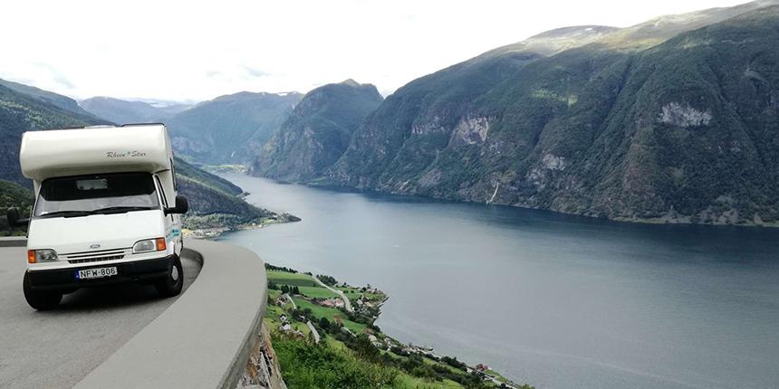 Vil�gj�r� - Lak�aut�z�s Eur�p�ban